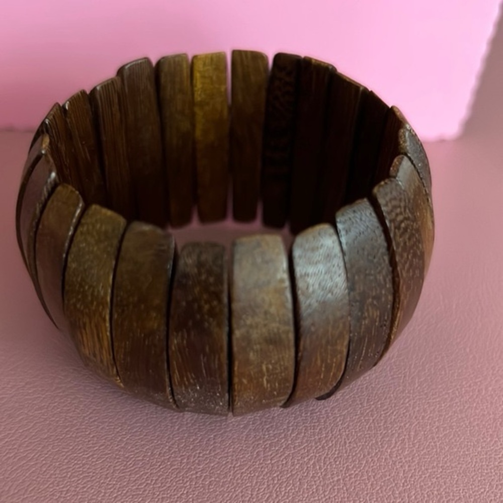 Wooden bangles with elastic stretch